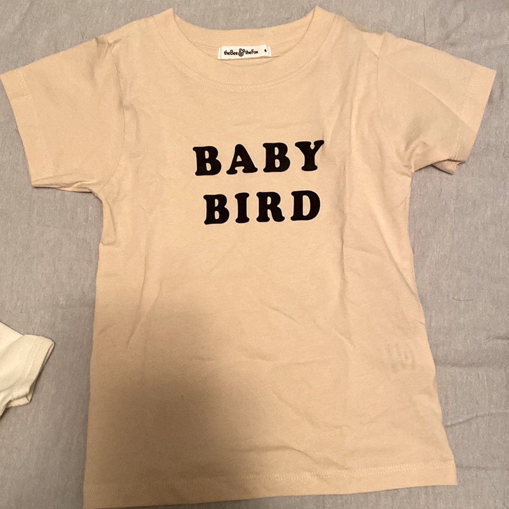 Baby bird 4T Brand new never worn the bee and the fox